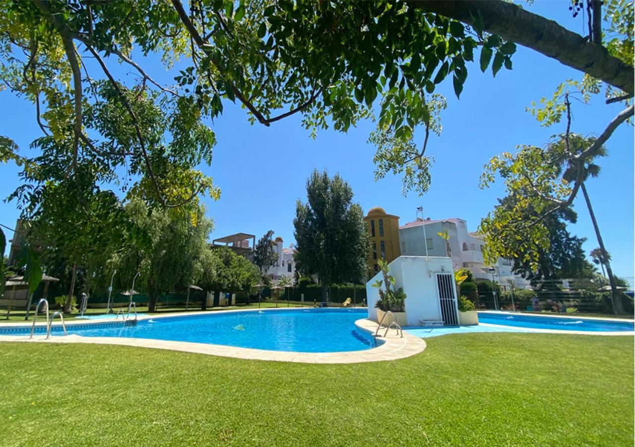 Precioso apartamento en Apartaclub La Barrosa Chiclana de la Frontera Exterior foto